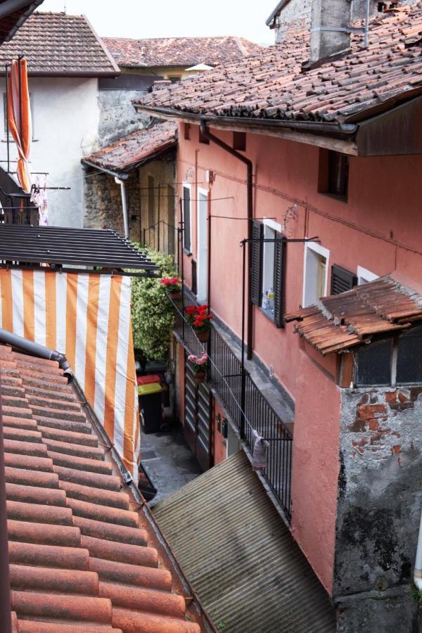 Lovely Historic Center 2-Bedrooms Apartment Verbania Exteriér fotografie